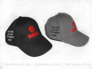 Нанесение на бейсболки на заказ