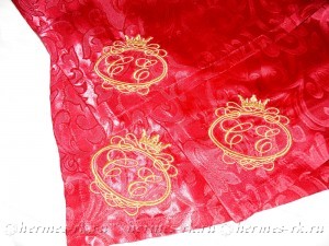 Золотая вышивка на салфетках