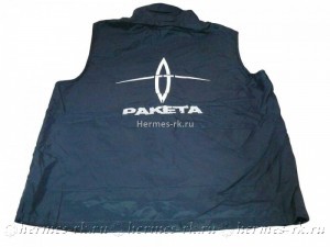 Нанесение логотипа на жилетках