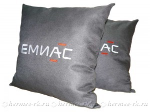 Вышивка на подушках