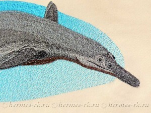 Художественная вышивка на толстовках