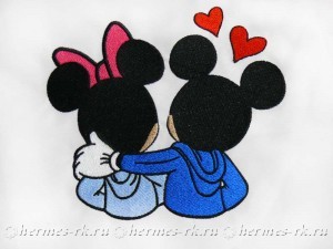 Многоцветная вышивка Микки