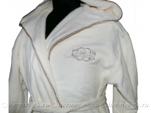 Вышивка на махровом халате