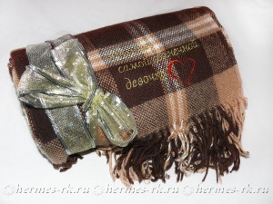 вышивка на пледе