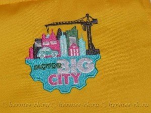 Детская вышивка на фартуках на заказ