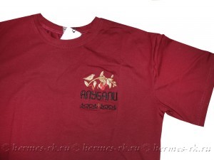 Вышивка логотипа на футболке