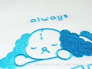 Вышивка логотипа на одежде не заказ