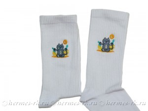 Вышивка кота на носках