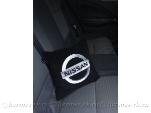 Изготовление подушек с вышивкой