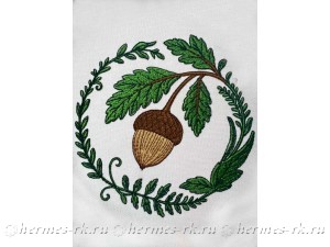Вышивка желудей на салфетке