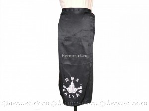 Большой логотипа на фартуке