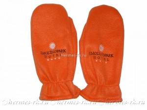 Вышивка на флисовых варежках