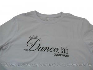 Вышивка на футболке