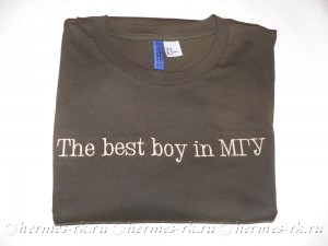 Вышивка текста на футболку