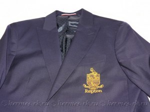 Вышивка на пиджаке