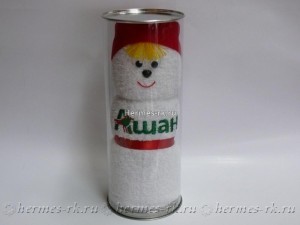 Вышивка на фигуре из полотенца