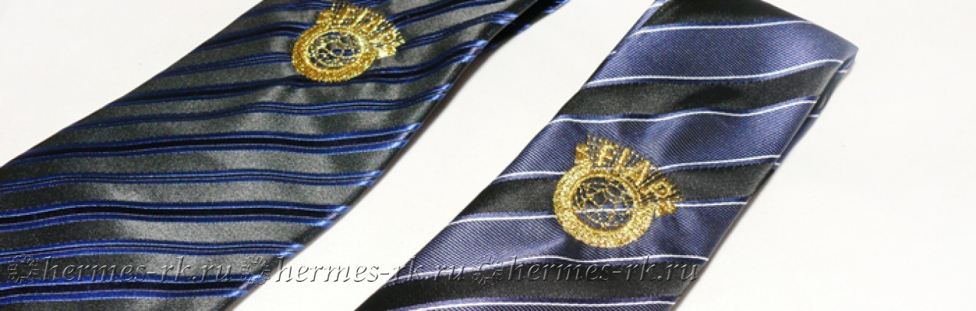 Вышивка на аксессуарах