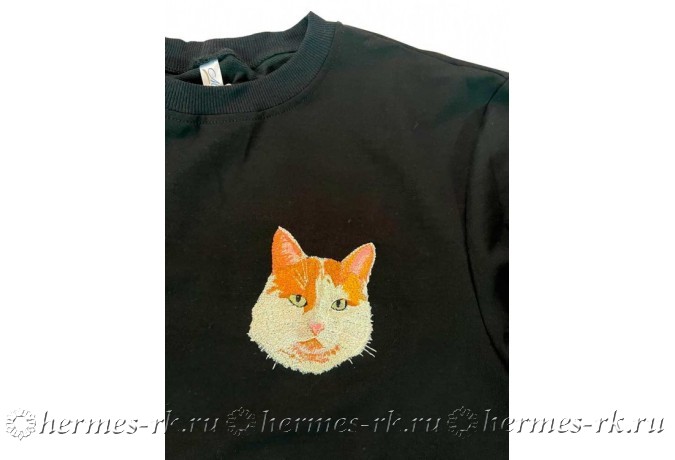 Милые питомцы на одежде