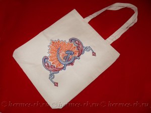 Вышивка на сумках