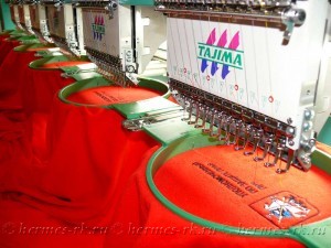 Вышивка на пледах