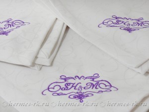 Вышивка на салфетках