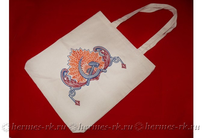 нанесение рисунка на сумку