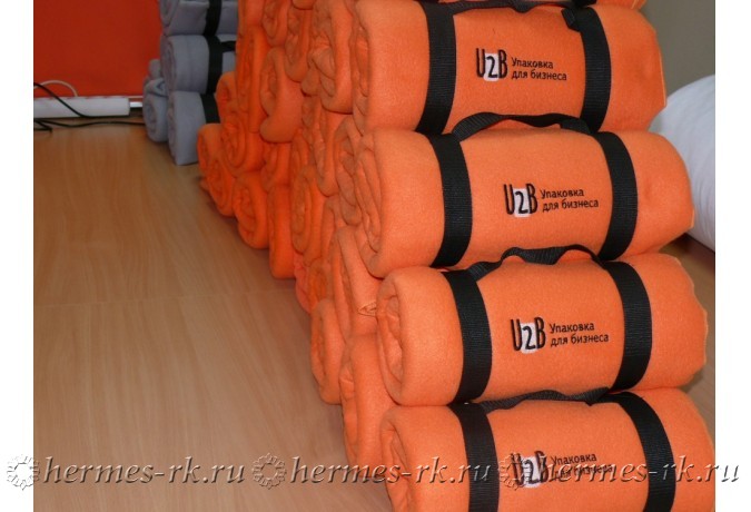 Пошив пледов с логотипом