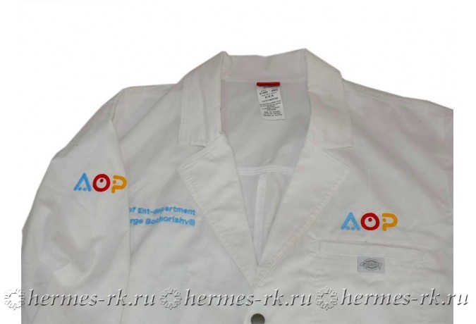 Вышивка на медицинской одежде