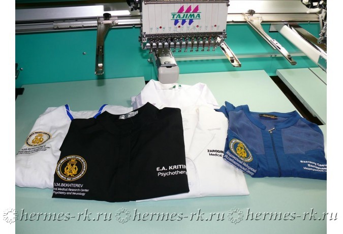 Вышивка на медицинской одежде