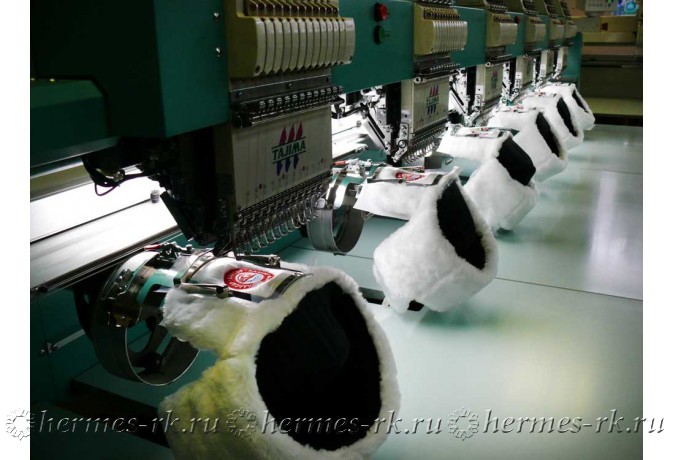 Вышивка на шапках-ушанках