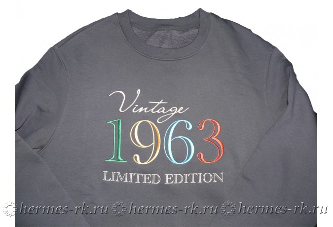 Индивидуальная вышивка на худи