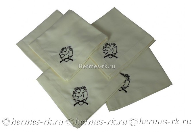 Машинная вышивка на салфетках