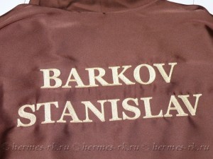 Вышивка на шелковом халате
