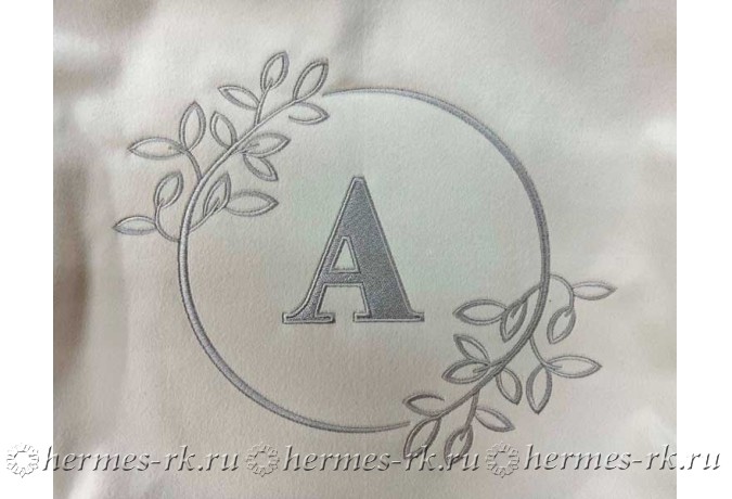 Возможности вышивки на крое