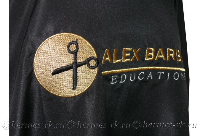 Машинная вышивка на пеньюарах: Стиль и профессионализм