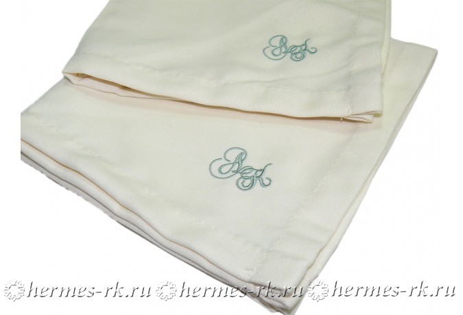 Вышивка на салфетках инициалов