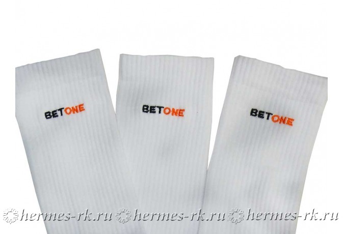 Вышивка на носках — новые работы